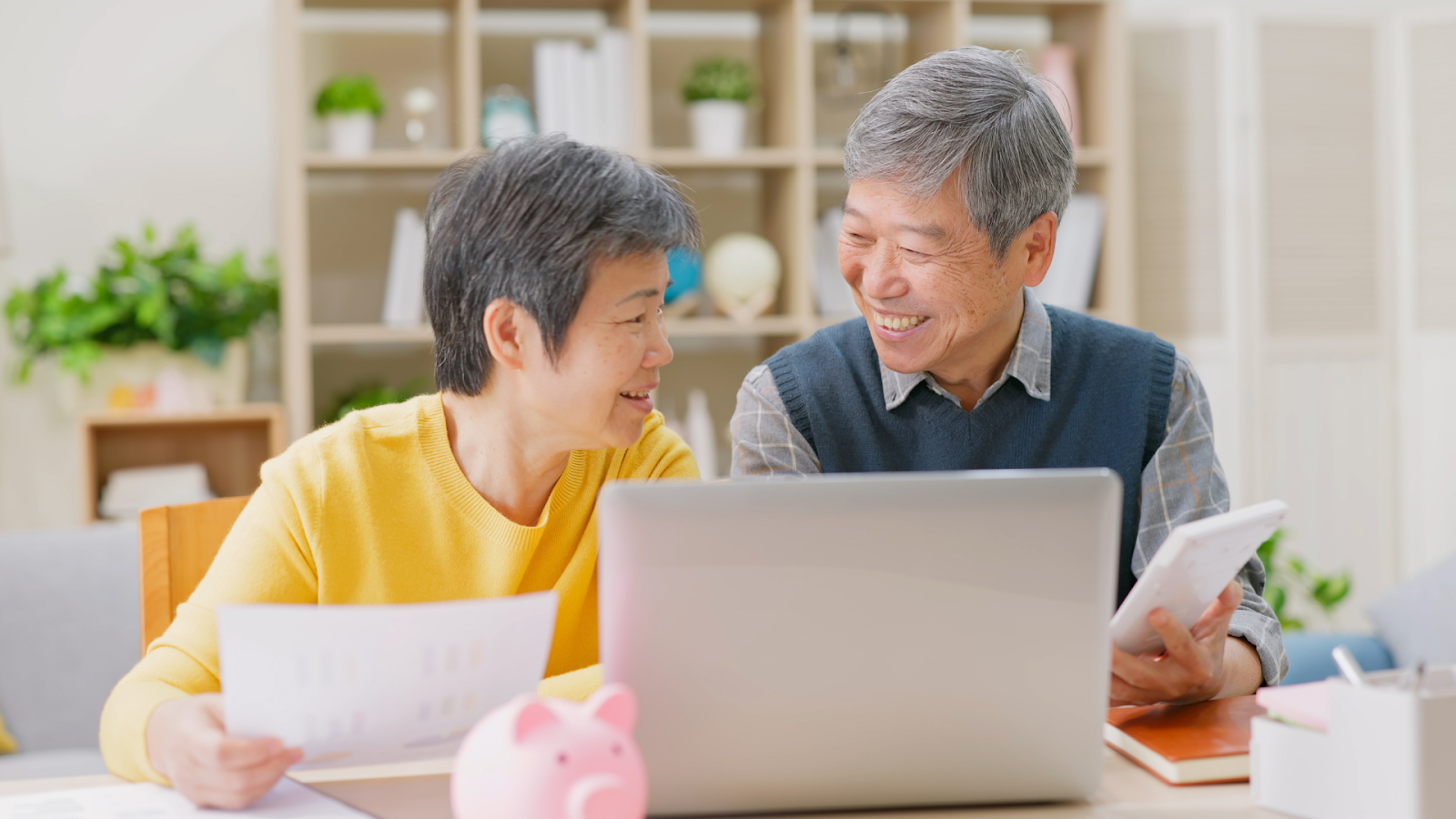 Virtual Retirement Party Guide: How to Plan and Host a Career Celebration